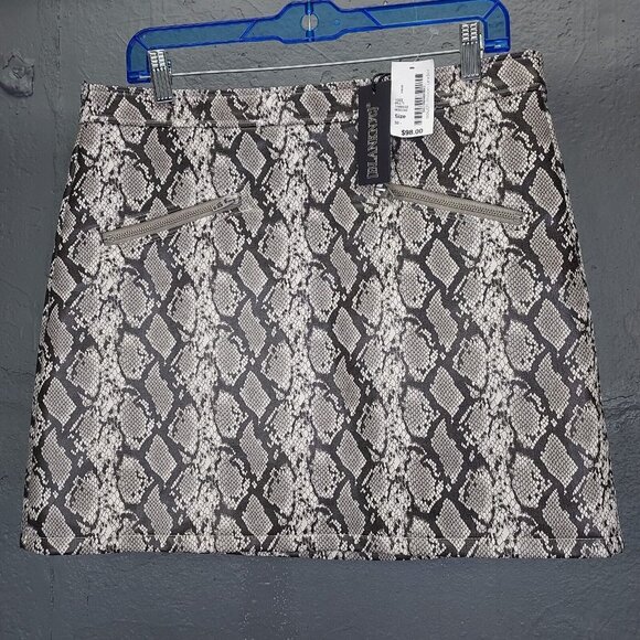 BLANK NYC Mini Skirt Women's 10 Faux Snake Skin Print Zipper Lined Pocket NEW - Picture 1 of 13